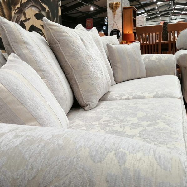 Lancaster Collection - Image 5